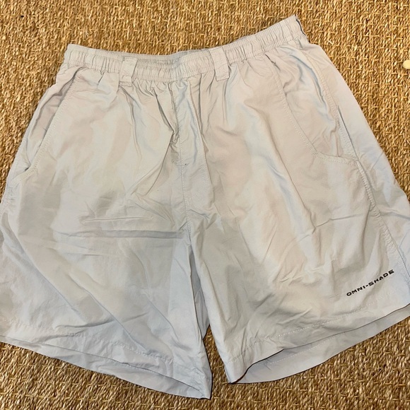 4 pairs of Columbia PFG Omnishade Shorts- all grey all size small - Picture 3 of 13
